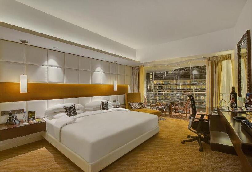 غرفة قياسية مطلّة علي البحيرة, Sahara Star