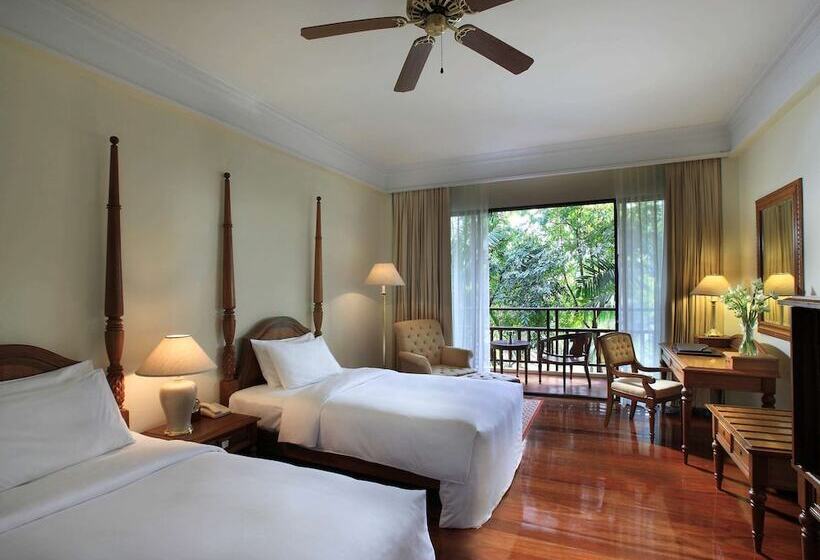 اتاق لوکس با تراس, Sofitel Angkor Phokeethra Golf & Spa Resort