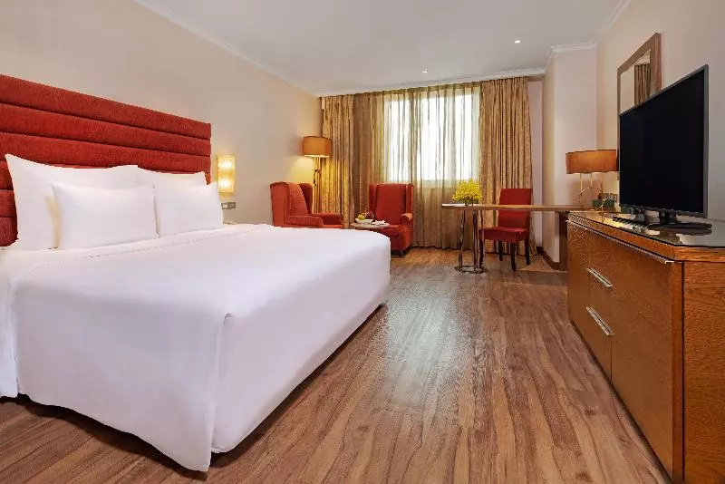 اتاق سوپریور, Sofitel Angkor Phokeethra Golf & Spa Resort