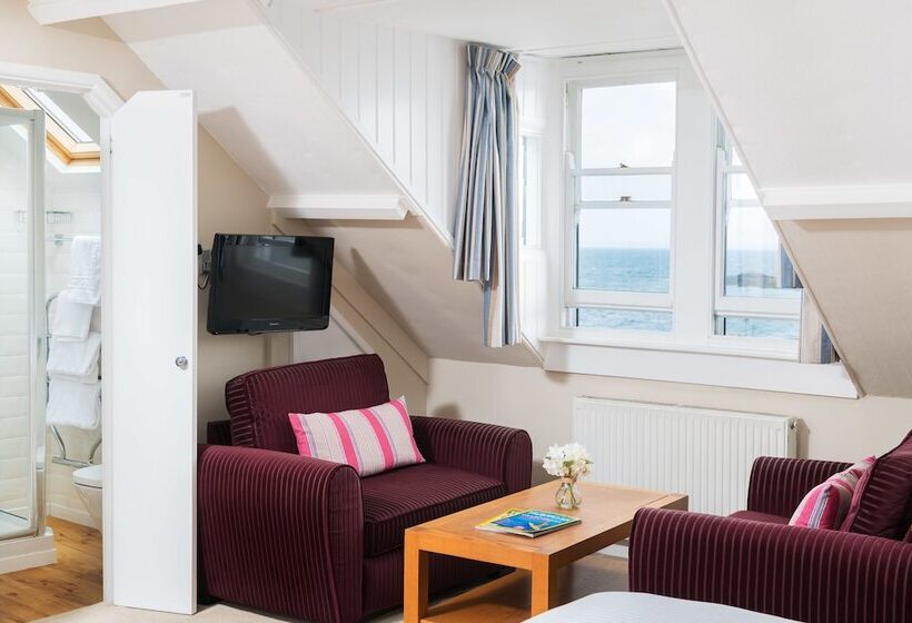 חדר סופריור, The Ship Inn