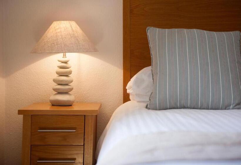 חדר קלאסי, The Ship Inn