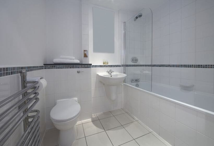 شقة غرفة واحدة, Marlin Apartments Commercial Road Limehouse