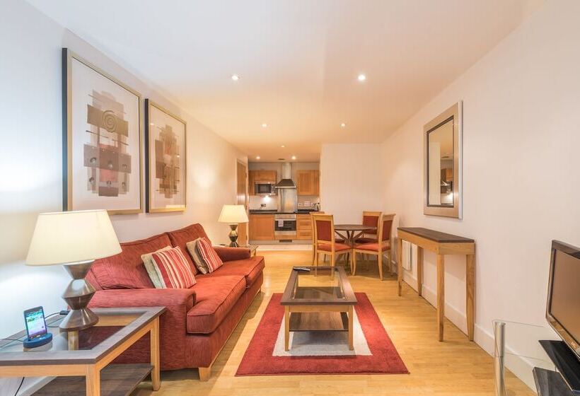 Апартаменты 2 Спальни, Marlin Apartments Commercial Road   Limehouse