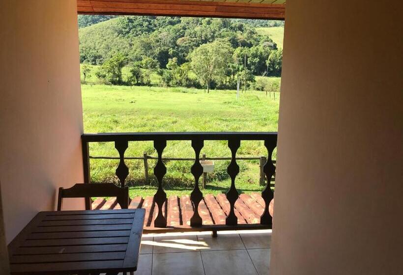 Quarto Quádruplo Standard, Pousada Acacia Imperial