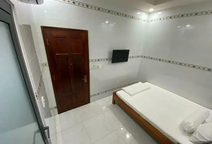 اتاق استاندارد یک نفره, Motel Phạm Lũy