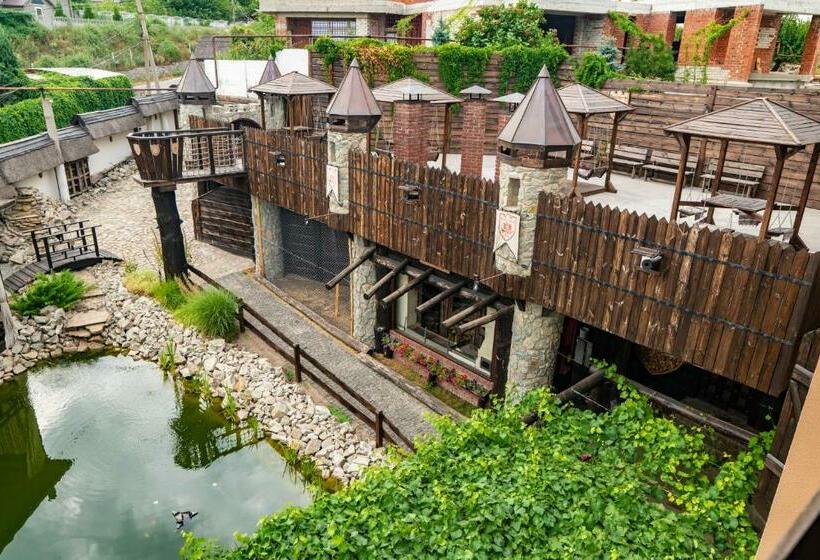 اتاق استاندارد با بالکن, Kodatskiy Kosh