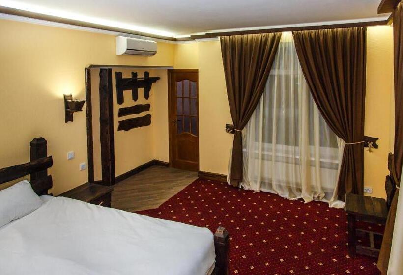 ویلای 5 خوابه, Kodatskiy Kosh