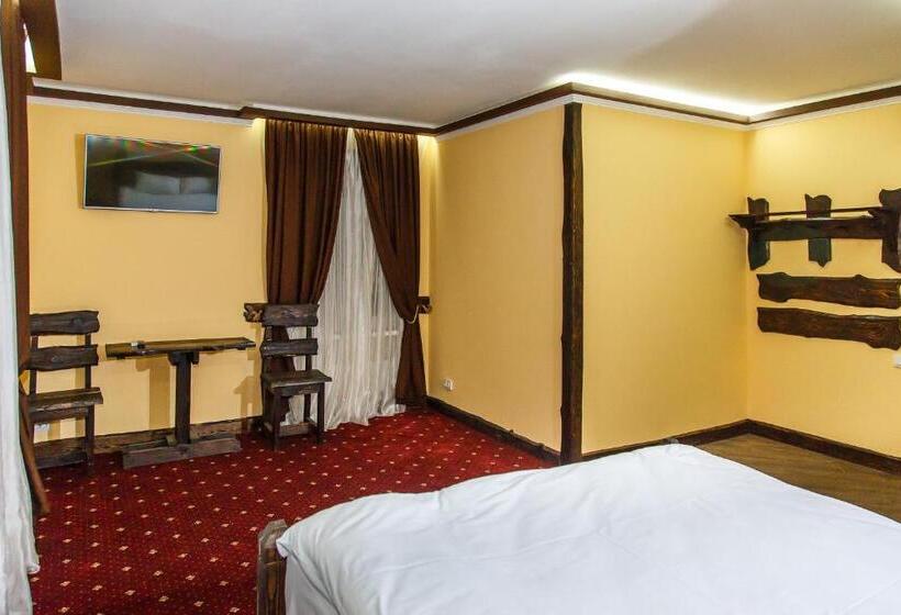 ویلای 5 خوابه, Kodatskiy Kosh