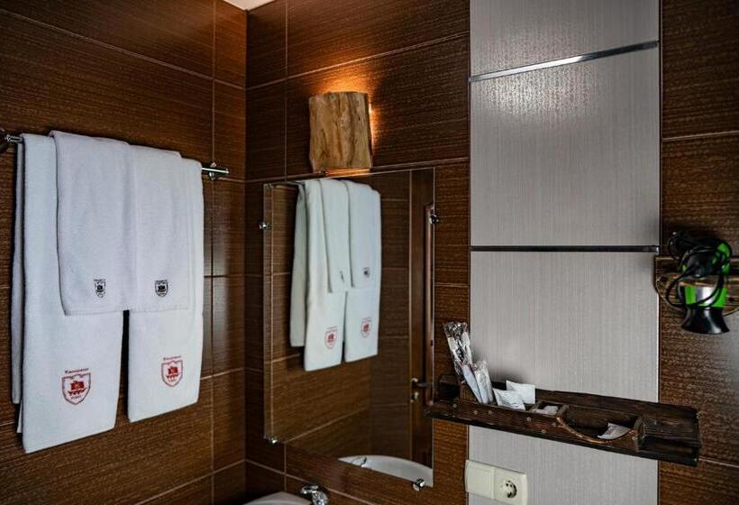 اتاق لوکس, Kodatskiy Kosh