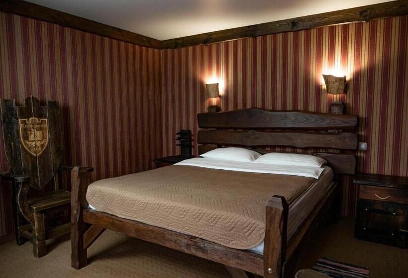 اتاق لوکس, Kodatskiy Kosh