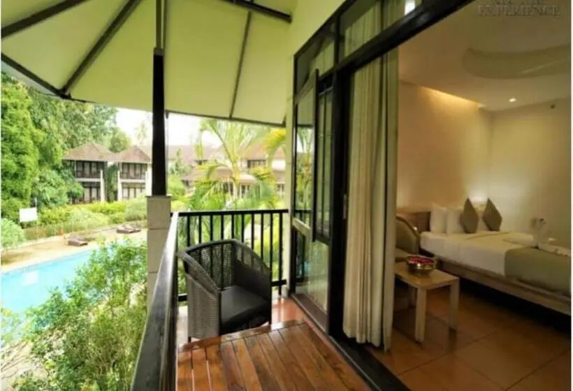 Chambre Deluxe Vue Rivière, Whispering Waters