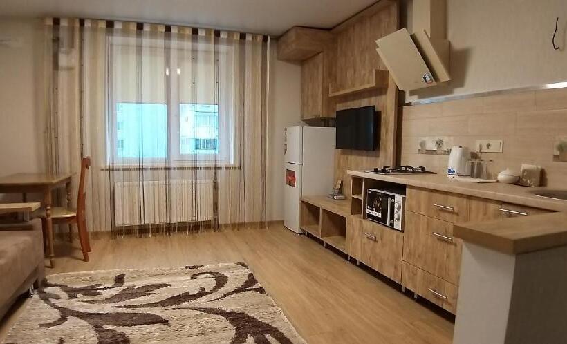 غرفة ديلوكس رباعية, Molex Apartments 3