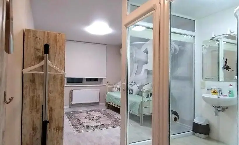 Standard-studio, Molex Apartments 3