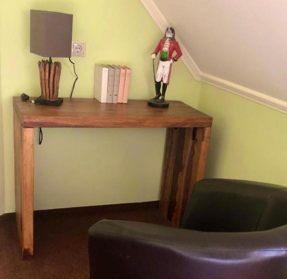 豪华房间, Karám Vendégház és Lakásétterem