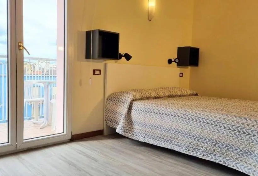 استودیو استاندارد با بالکن, Residence Rosa