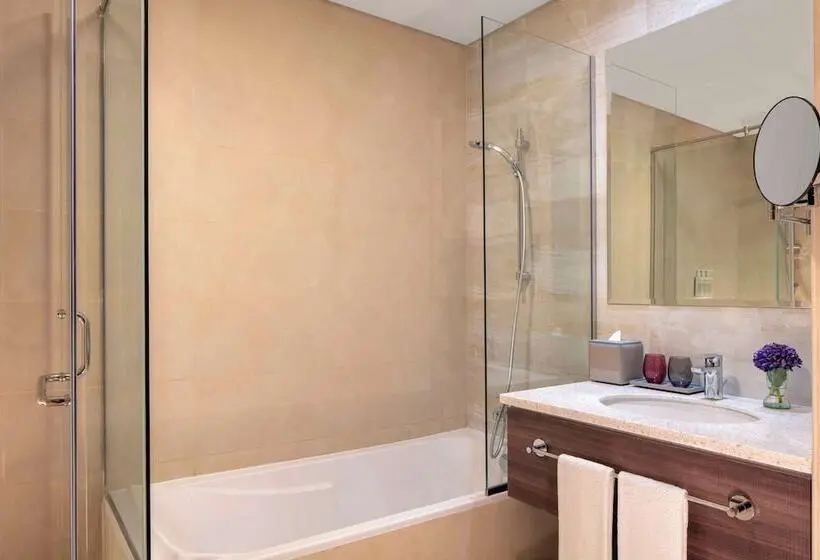 آپارتمان ممتاز دوخوابه رو به دریا, Avani Plus Palm View Dubai Hotel & Suites