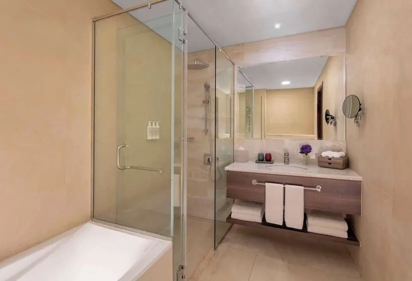 آپارتمان ممتاز سه‌خوابه رو به دریا, Avani Plus Palm View Dubai Hotel & Suites