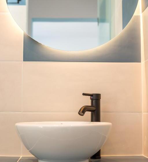 חדר דלוקס, Faliraki Premium