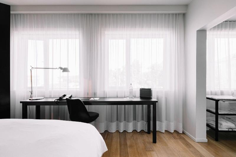 اتاق استاندارد با تخت دو نفره بزرگ, 101 Hotel, A Member Of Design Hotels