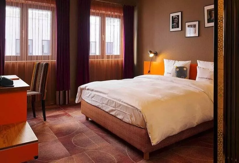 اتاق استاندارد, 25hours Hotel The Trip