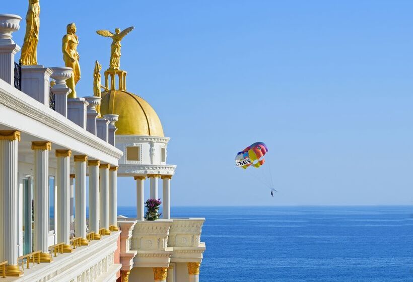 스위트 킹사이즈 침대, Antique Roman Palace Museum Hotel   Adults Only Ultra All Inclusive