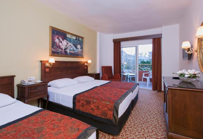 수피리어 트리플 룸, Antique Roman Palace Museum Hotel   Adults Only Ultra All Inclusive