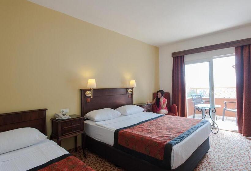 수피리어 트리플 룸, Antique Roman Palace Museum Hotel   Adults Only Ultra All Inclusive