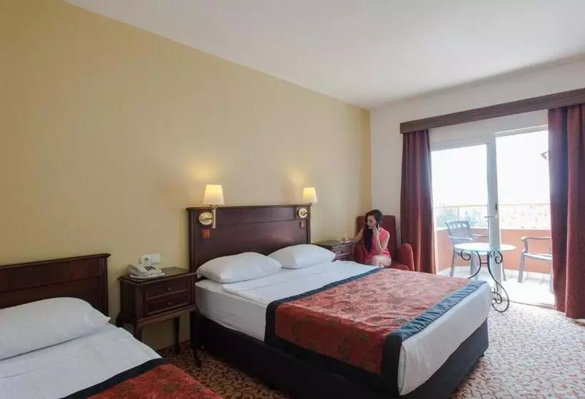 اتاق سوپریور سه تخته, Antique Roman Palace Museum Hotel   Adults Only Ultra All Inclusive