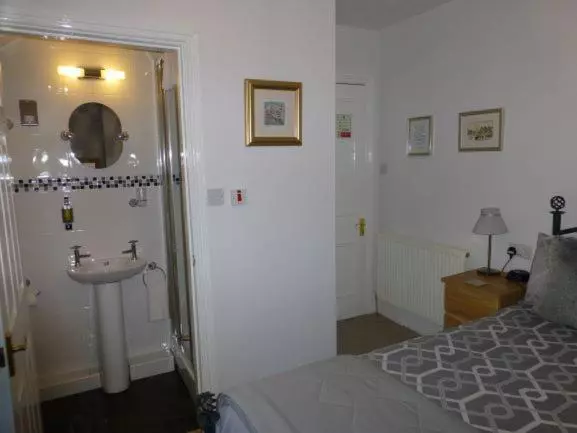 اتاق استاندارد یک نفره, Bryn Derwen Guest House