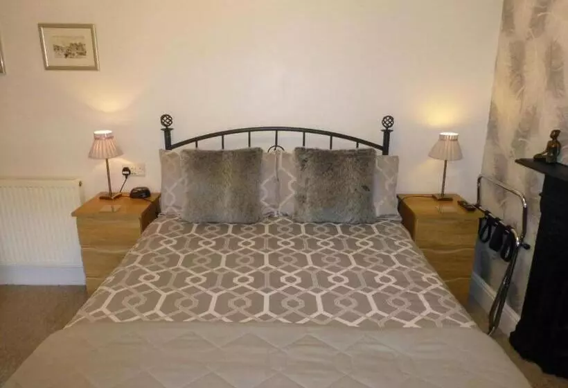اتاق استاندارد یک نفره, Bryn Derwen Guest House