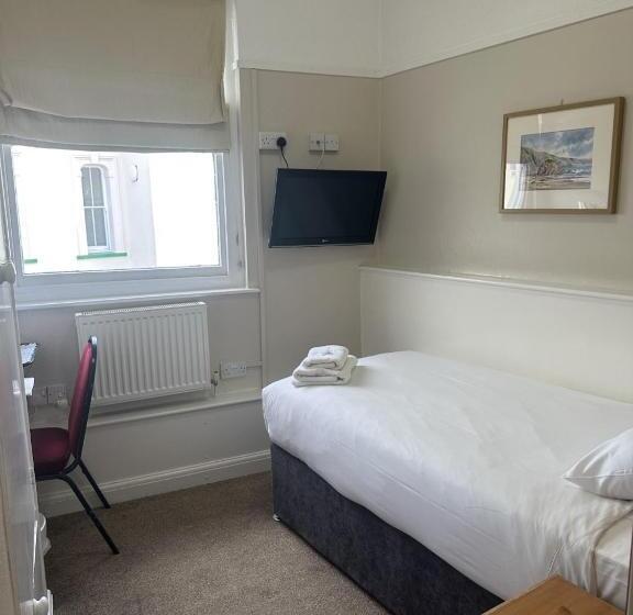 غرفة قياسية فردية, Clarence House