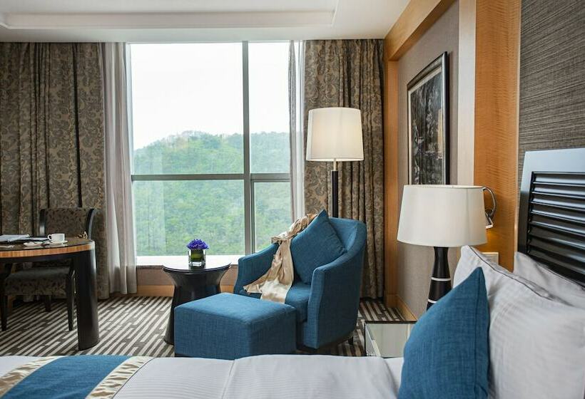 Номер Deluxe, Grand Cypress Teda Dalian