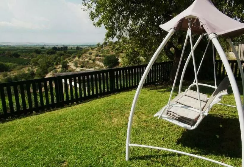 سوییت خانوادگی, La Corte Del Sole