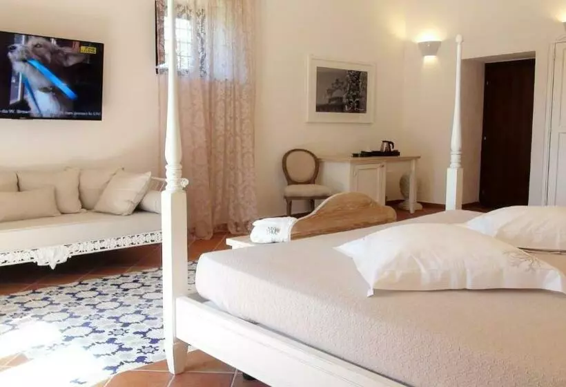 سوییت, La Corte Del Sole