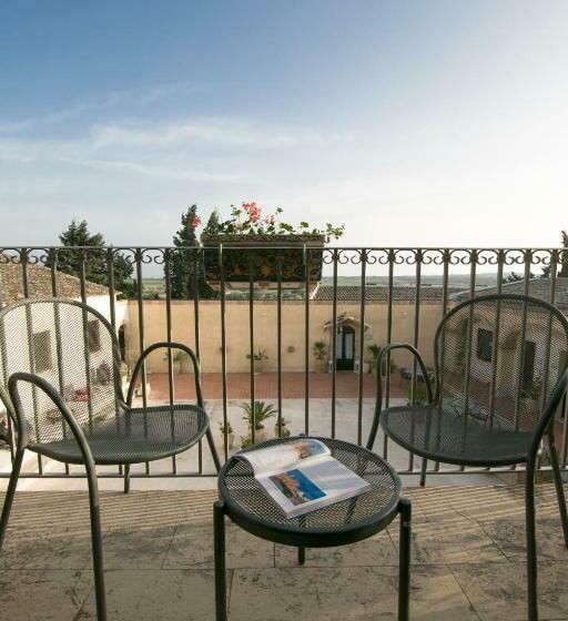 Номер Стандарт Вид на Море, La Corte Del Sole