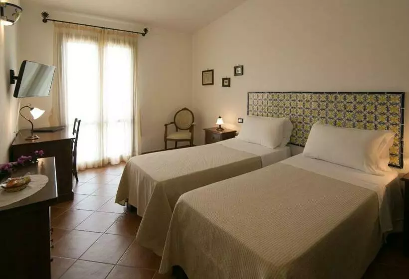 اتاق استاندارد, La Corte Del Sole
