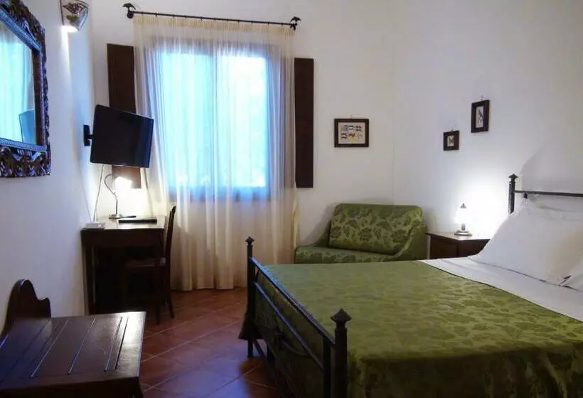 اتاق استاندارد سه نفره, La Corte Del Sole