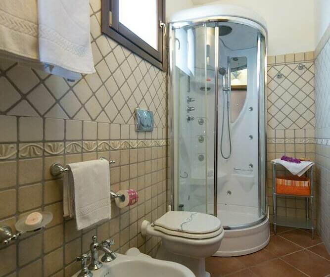 Romantic Room, La Corte Del Sole