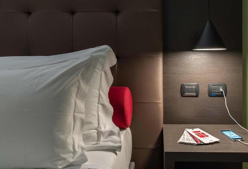 غرفة ديلوكس مزودة بشرفة, Maranello Palace