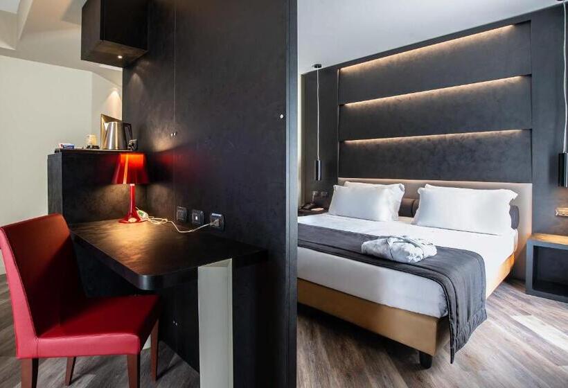 جناح, Maranello Palace