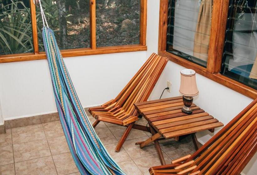 اتاق لوکس, Mariposa Jungle Lodge