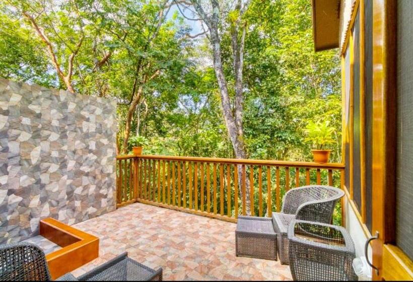 غرفة ديلوكس سرير كينج, Mariposa Jungle Lodge