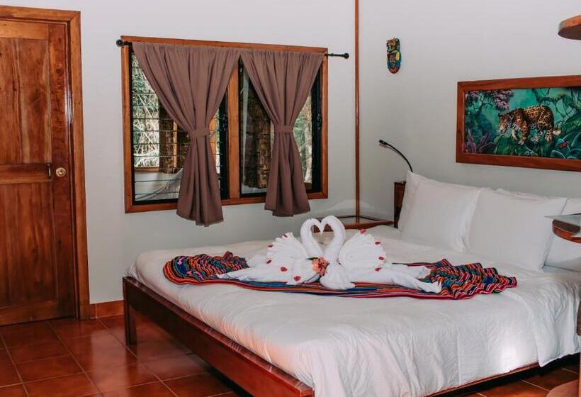 غرفة ديلوكس سرير كينج, Mariposa Jungle Lodge