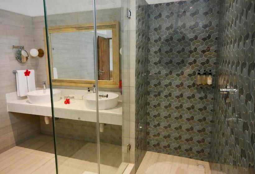 Номер Deluxe Вид на Море, Neptune Pwani Beach Resort & Spa Zanzibar All Inclusive