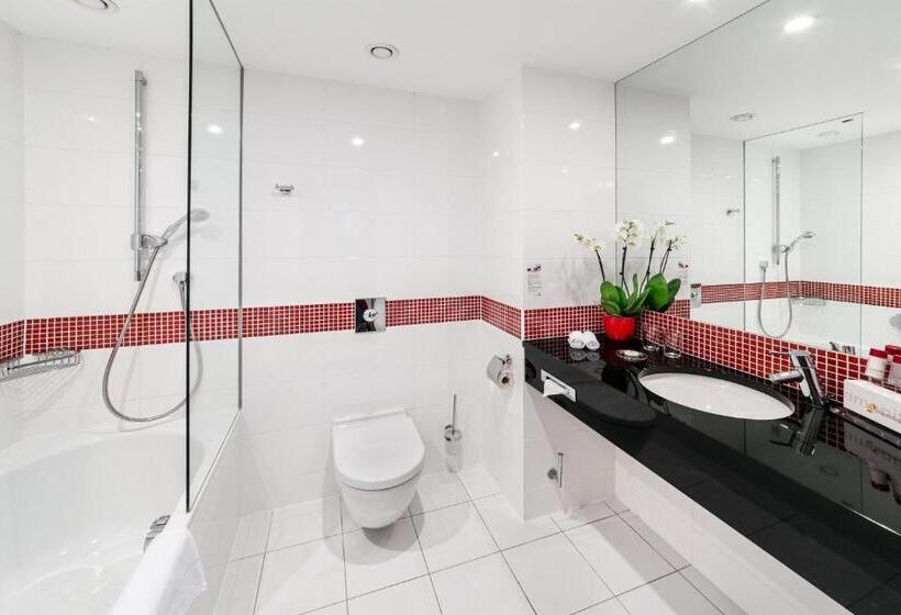 이그제큐티브 스위트, Vienna House Easy By Wyndham Pilsen