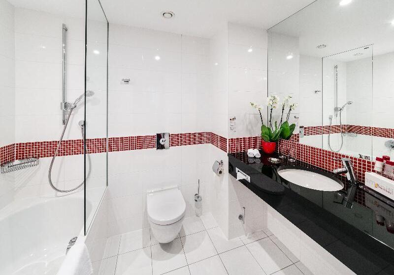 高级大房间, Vienna House Easy By Wyndham Pilsen