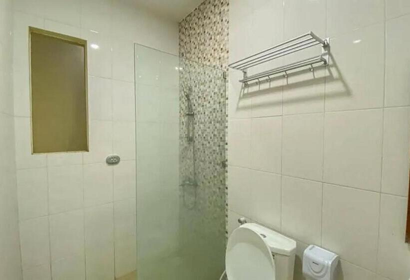 Номер Economy, De Malang Sweet Homestay Syariah Mitra Reddoorz