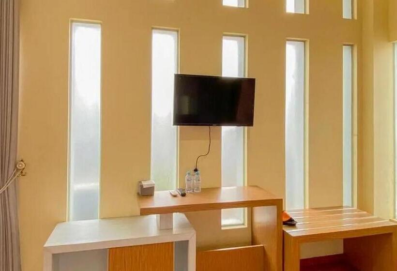 Номер Deluxe, De Malang Sweet Homestay Syariah Mitra Reddoorz