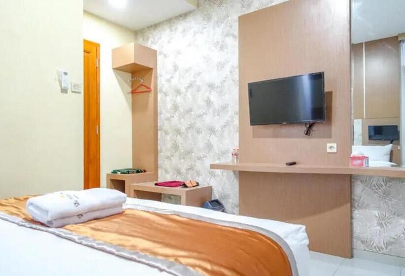 Номер Стандарт, De Malang Sweet Homestay Syariah Mitra Reddoorz