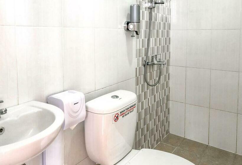 Номер Economy, De Malang Sweet Homestay Syariah Mitra Reddoorz